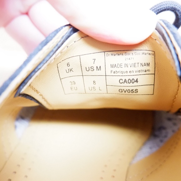 DR. MARTEN 3 EYE 1461 OXFORDS- UNISEX AND LIKE NEW - Picture 6 of 6